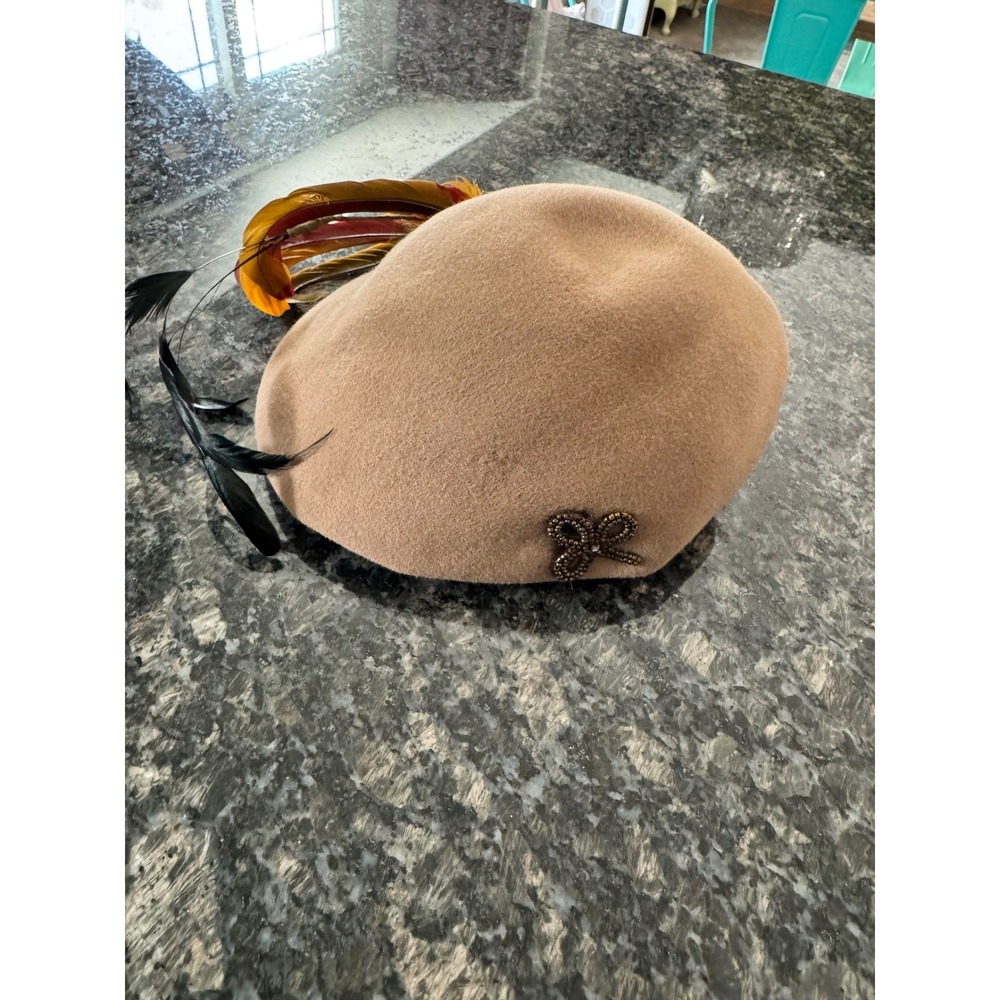 Vintage Dorenes Millinery Tan Wool Felt Beret‎ Hat Feather Beaded Bow Accent